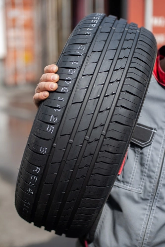 фото протектора и шины Atrezzo Elite Шина Sailun Atrezzo Elite 235/60 R17 102V